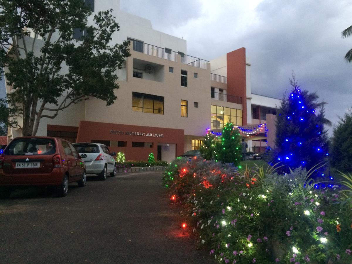 Park Hotel And Resort Kaglipur Luaran gambar