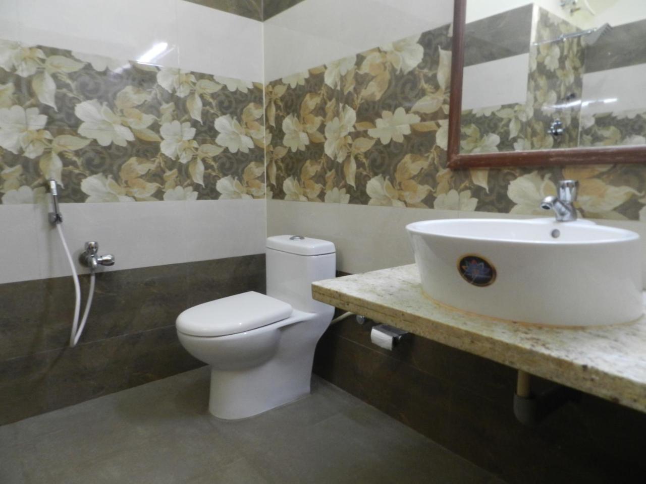 Park Hotel And Resort Kaglipur Luaran gambar