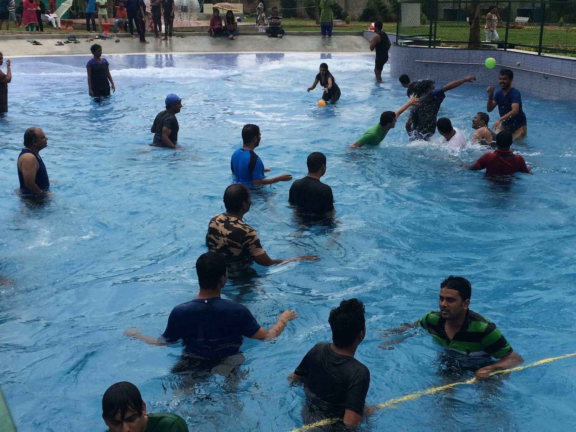 Park Hotel And Resort Kaglipur Luaran gambar